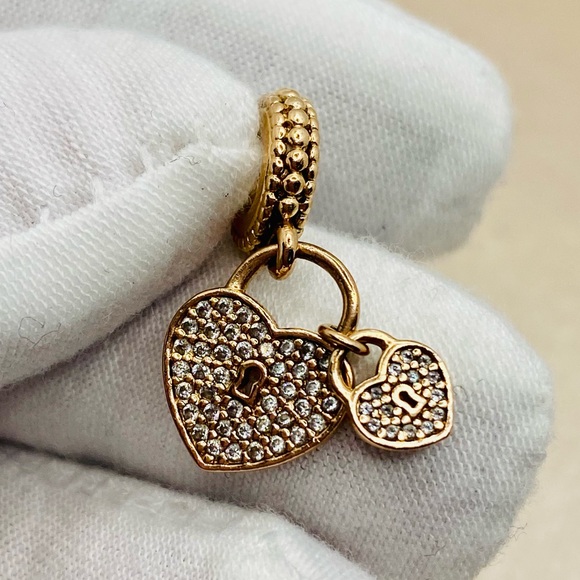 EUC Pandora 781807CZ Pandora Rose Love Locks Dangle Charm w/ Clear Zirconia - Picture 6 of 8